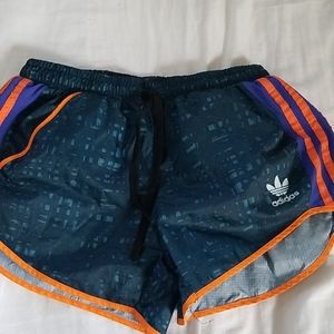 Running shorts